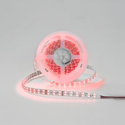 Светодиодная лента RGB на катушке, свечение красным