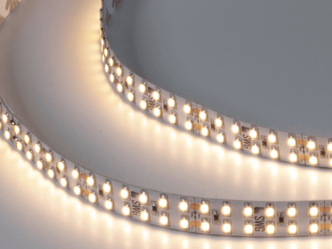 SMD3528 LED lenta ishlayotganda, iliq oq yorug‘lik taratishi
