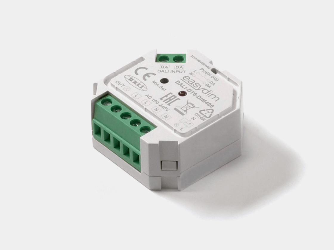 EasyDim DALI-DT6-DIM400 dekoderi, oq korpus, klemmlar