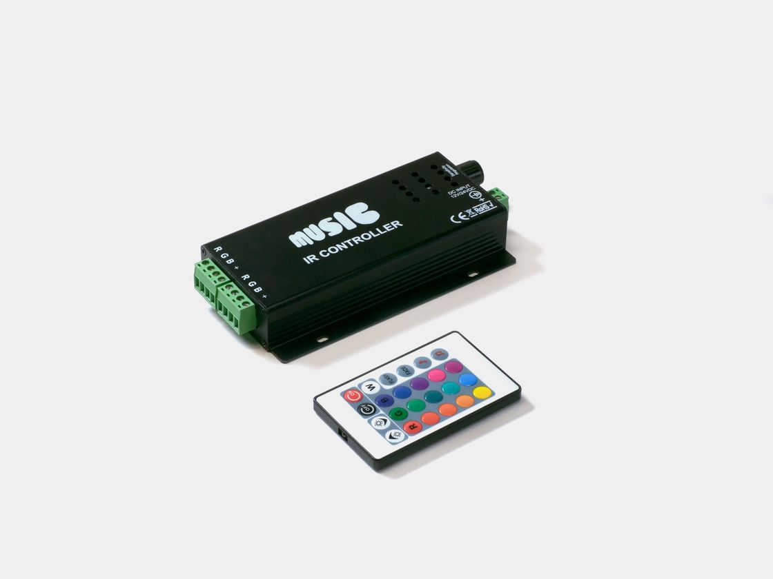 Korpusli IR RGB Music kontrolleri, pult bilan