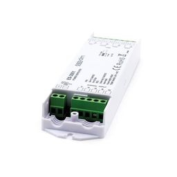 EasyDim ES-3001 kuchaytirgichi — ulash klemmalari yaqin planda