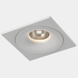 O‘rnatilgan modulga ega oq kvadrat ramka, perspektiv ko‘rinish