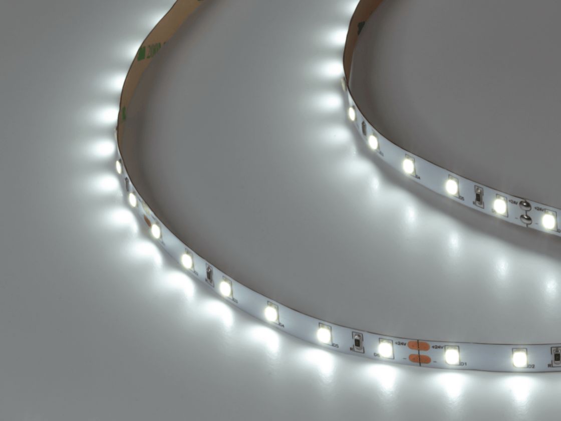SWG PRO 2835 LED lenta, 60 LED/m, 4,8 Vt/m, 24V, IP20, Rang: Sovuq oq, SWG2P60-24-4.8-W