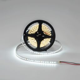 24V sovuq oq yorug‘likli LED lenta g‘altagi