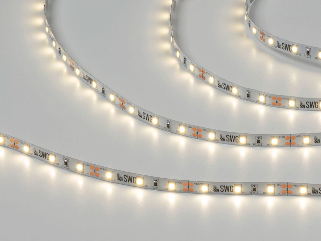 Лента SWG SMD2835 в работе, нейтральное белое свечение